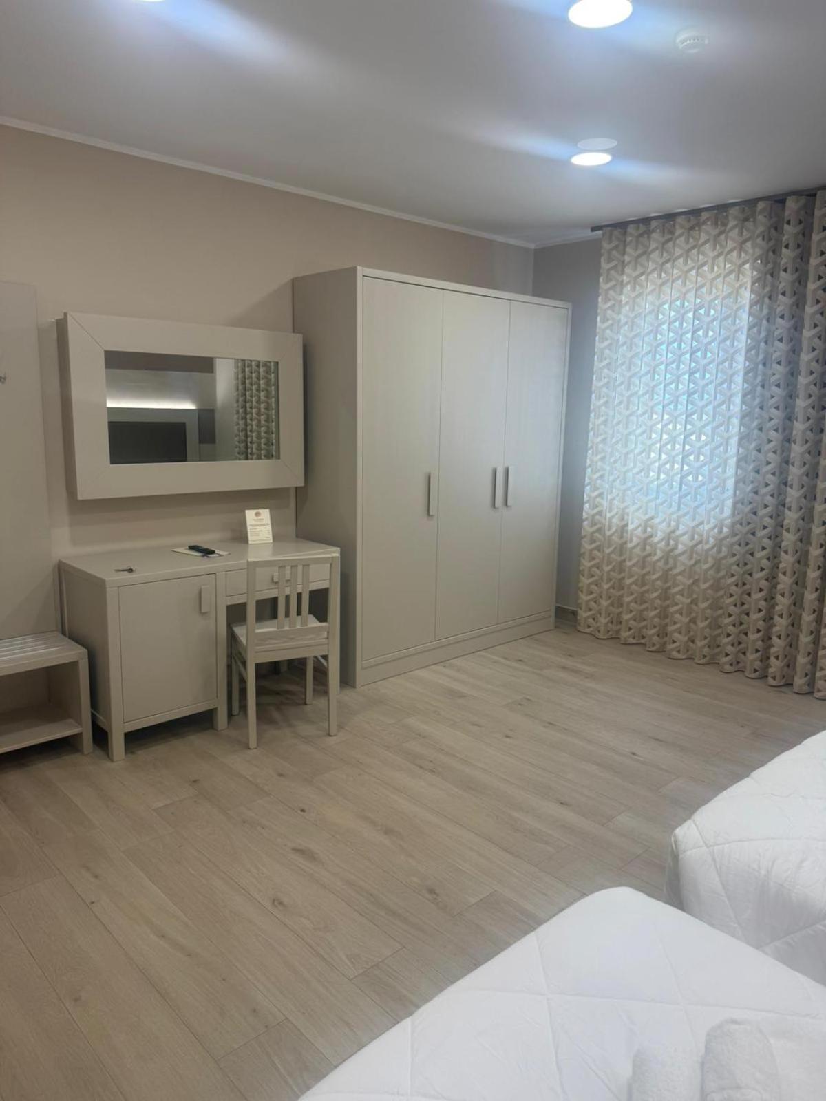 Hotel Palace Gioia Tauro Luaran gambar