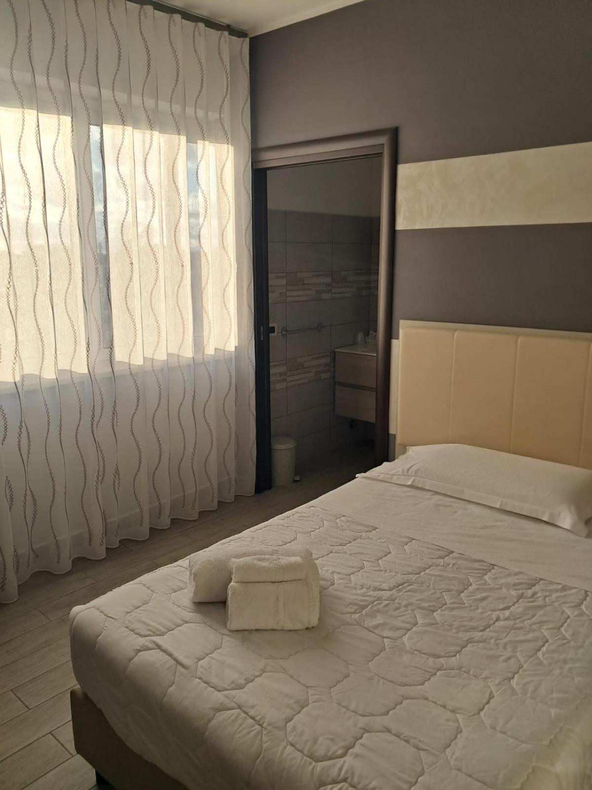 Hotel Palace Gioia Tauro Luaran gambar