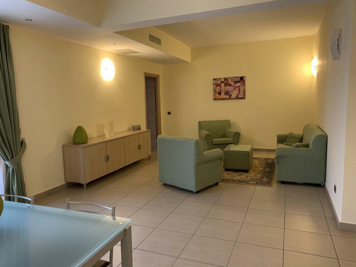 Hotel Palace Gioia Tauro Luaran gambar